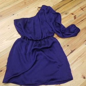 One shoulder purple dress